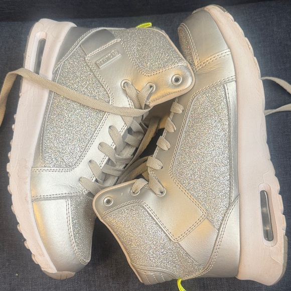 Zumba Fitness Silver Athletic Shoes - Picture 2 of 4